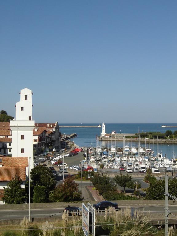 Ibis Ciboure Saint-Jean-De-Luz Hotel Exterior foto